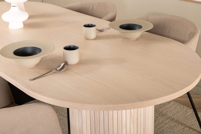 Biana Spisegruppe 200 cm Oval inkl. 4 Berita Stoler - Beige/Svart - Møbler - Bord - Spisegrupper