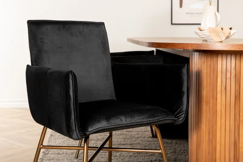 Biana Spisegruppe 200 cm Oval inkl. 4 Pipi Stoler - Valnøttbrun/Svart/Kopper - Møbler - Bord - Spisegrupper