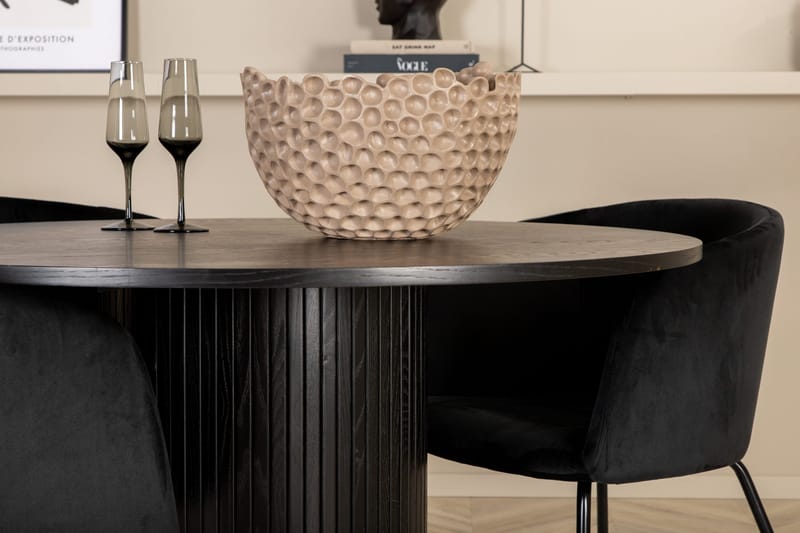 Bianca Rundt Spisebord med 4stk Berit Spisestol - Møbler - Bord - Spisegrupper