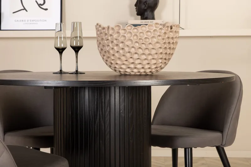 Bianca Rundt Spisebord med 4stk Velvet Spisestol - Møbler - Bord - Spisegrupper