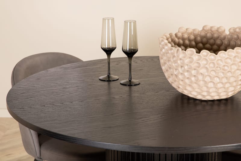 Bianca Rundt Spisebord med 4stk Velvet Spisestol - Møbler - Bord - Spisegrupper