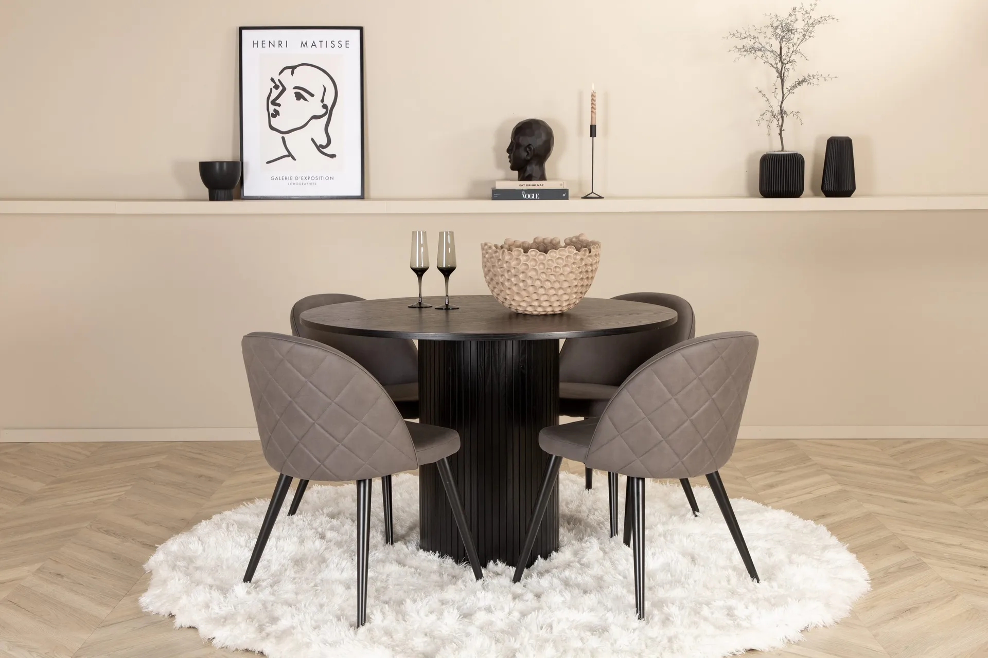 Bianca Rundt Spisebord med 4stk Velvet Spisestol -