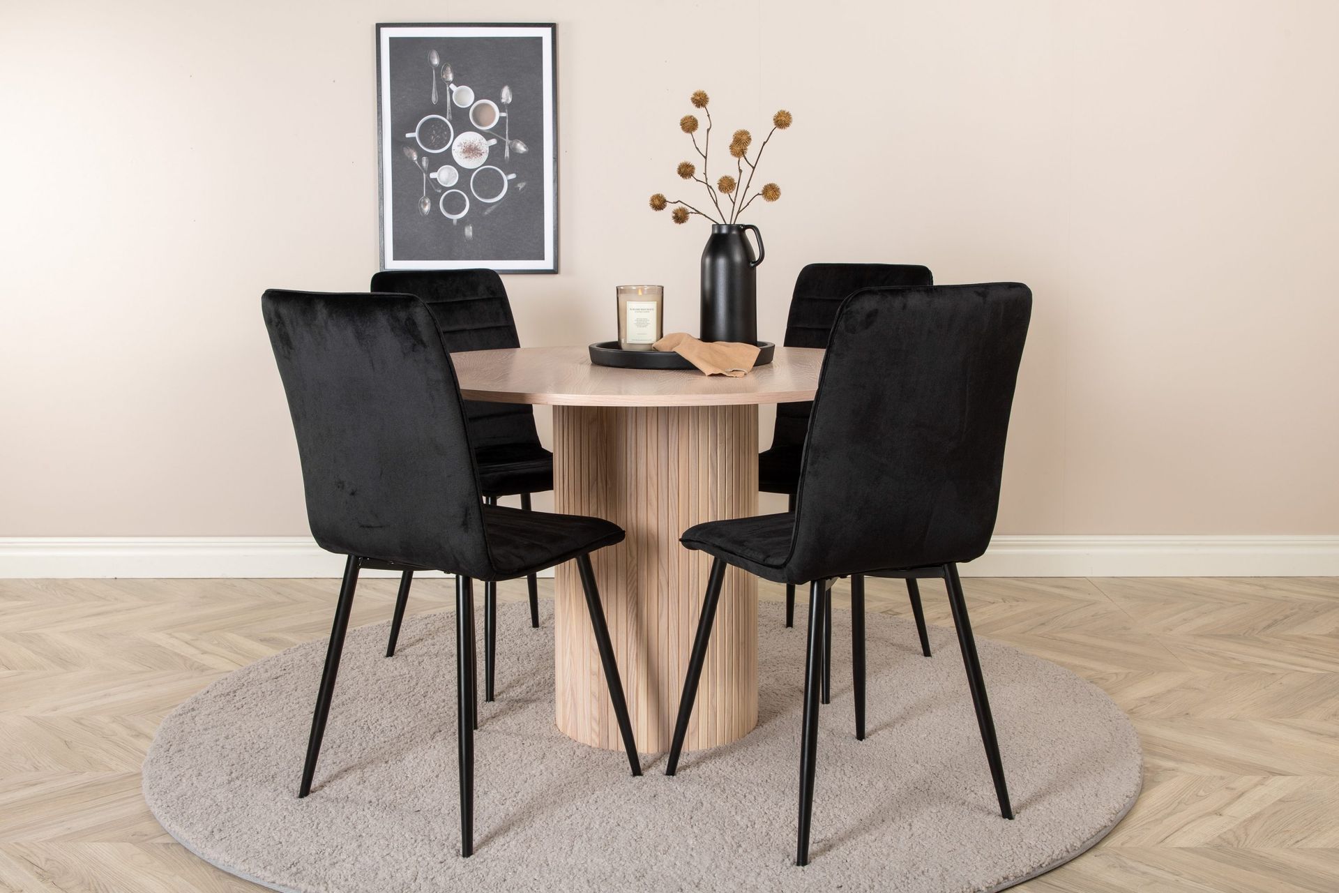 Bianca Rundt Spisebord med 4stk Windu Lyx Spisestol -
