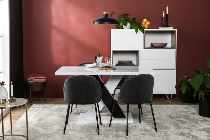 Cesi Spisegruppe 140 cm med 4 Felipe Stol Fløyel - Hvit/Svart/Krom - Møbler - Bord - Spisegrupper