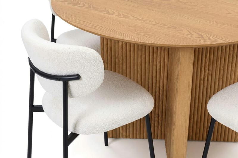 Edda spisegruppe rund 110 cm Eik med 4 Lucy spisestoler - Eik - Møbler - Bord - Spisegrupper