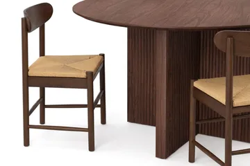 Edda spisegruppe rund 130 cm valnøtt med 6 Malte spisestoler - Møbler - Bord - Spisegrupper