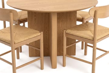 Edda spisegruppe rundt 110 cm eik med 4 Malte spisestoler - Møbler - Bord - Spisegrupper