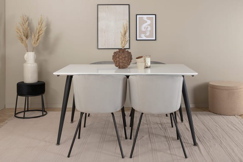 Jimmy Spisebord med 4stk Berit Spisestol - Møbler - Bord - Spisegrupper