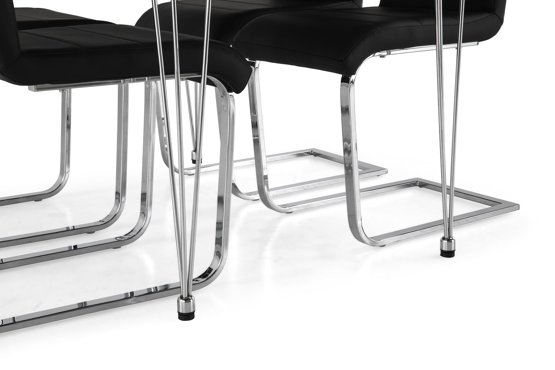 Kronblom Spisegruppe 120 cm med 4 Cibus Stol - Hvit/Krom/Svart PU - Møbler - Bord - Spisegrupper