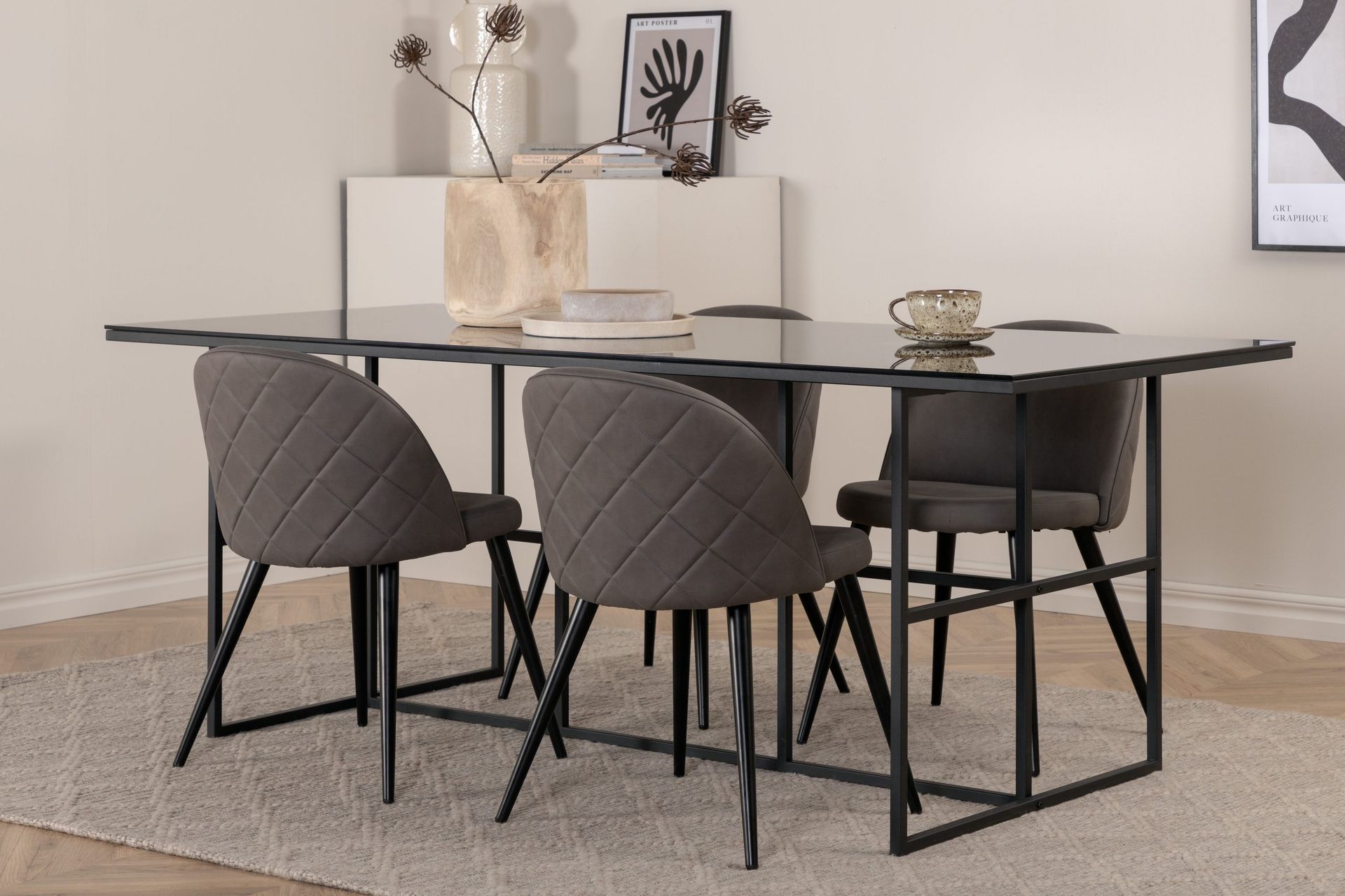 Leif Spisebord med 4stk Velvet Spisestol -