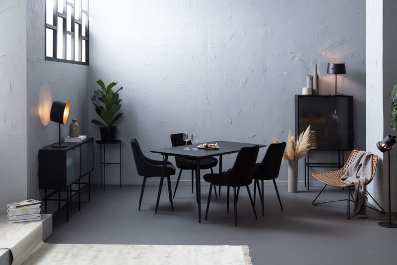 Lilo Spisebord 140 cm med 4 Alsarp KjøkkenStoler - Svart - Spisegrupper