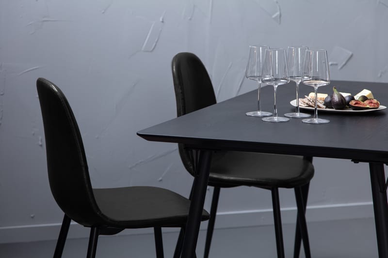 Lilo Spisebord Med 4 stk Nibe Spisestol - Møbler - Bord - Spisegrupper