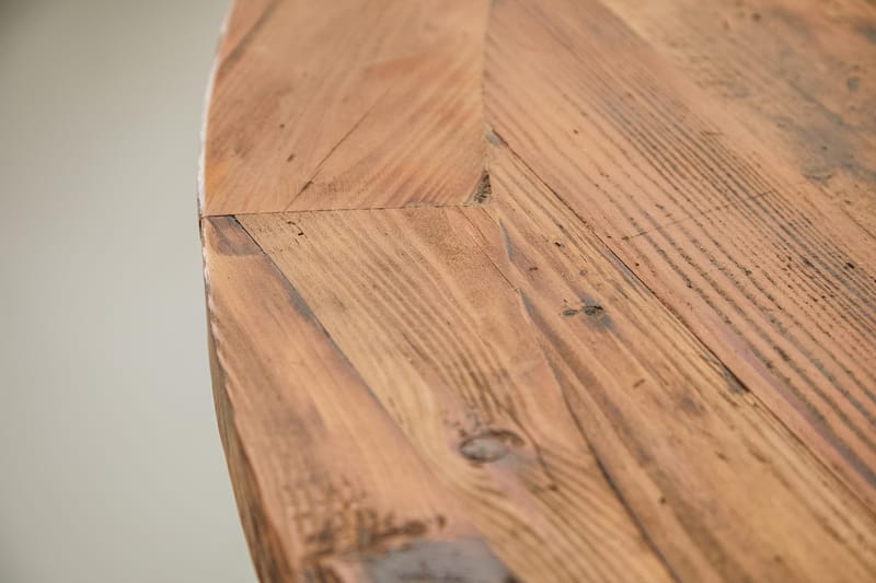 Lyon Spisegruppe Ø150 cm Rund med 4 Viktoria Stoler - Vintage Natur/Hvit/Grå - Møbler - Bord - Spisegrupper