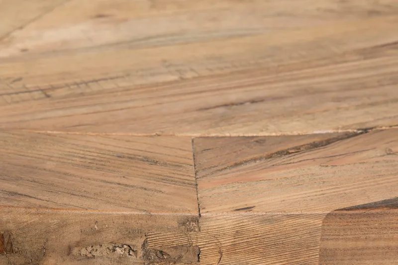 Lyon Spisegruppe 150 cm Rund med 4 Tuva Lenestol - Vintage Alm/Hvit/Svart PU - Møbler - Bord - Spisegrupper