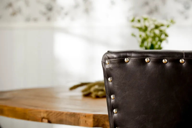 Lyon Spisegruppe 150 cm Rund med 4 Tuva Lenestol - Vintage Alm/Svart PU - Møbler - Bord - Spisegrupper