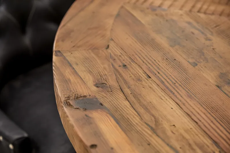 Lyon Spisegruppe 150 cm Rund med 6 Tuva Lenestol - Vintage Alm/Hvit/Svart PU - Møbler - Bord - Spisegrupper