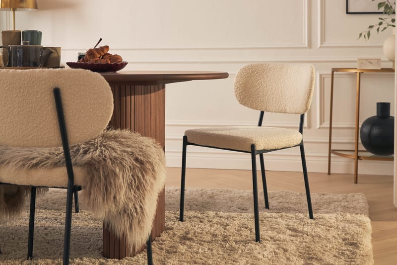 Noira Ovalt Spisebord 220 cm Valnøtt med 6 Gemmiano Spisestoler - Brun / Teddy / Tre - Møbler - Bord - Spisegrupper