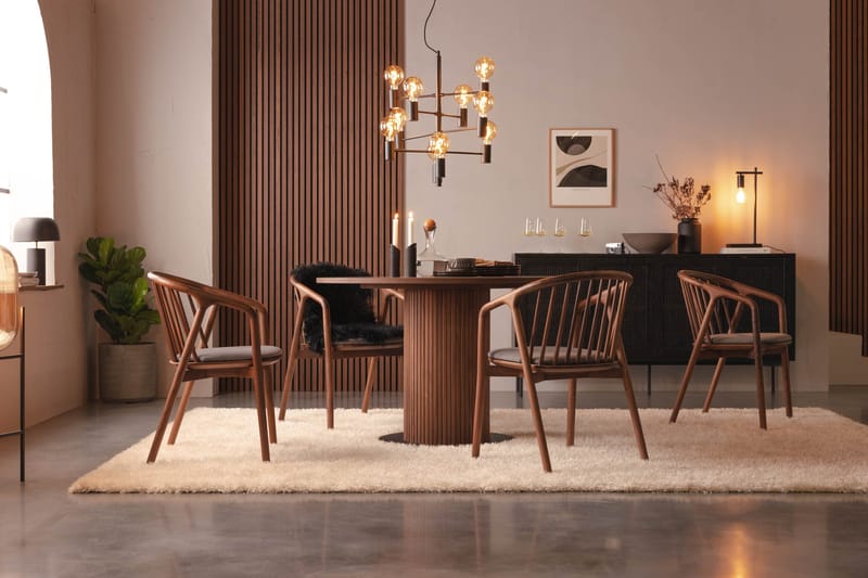 Noira Spisegruppe 120 cm Rundt Spisebord med 4 Noira Stoler - Valnøtt - Møbler - Bord - Spisegrupper