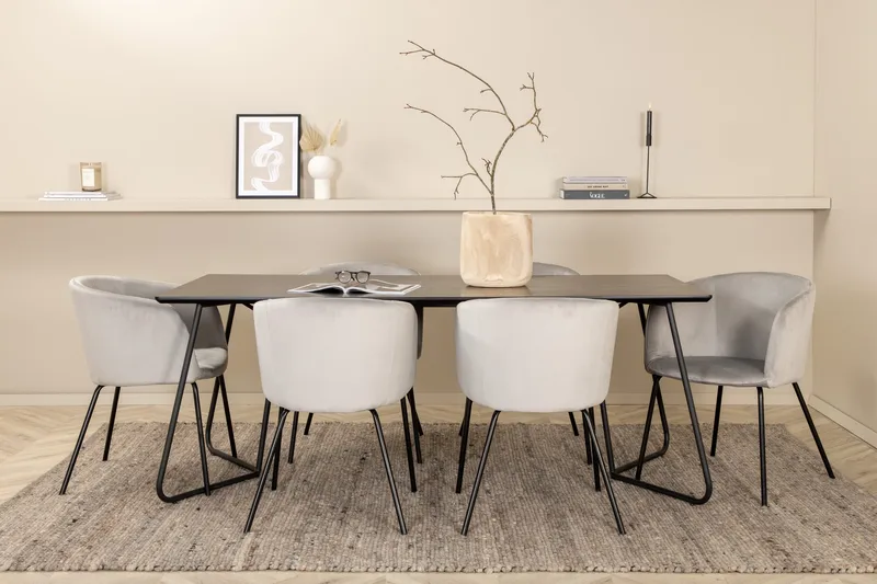 Pippi Spisebord med 6 Berit Spisestoler, undefined