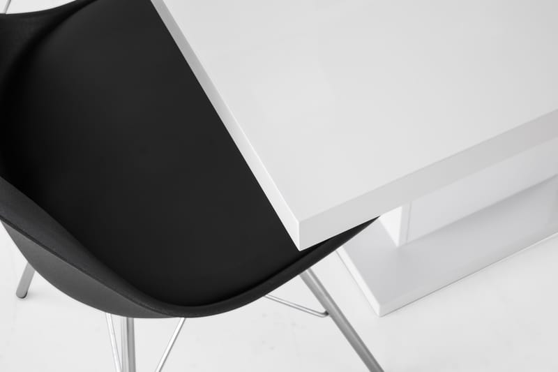 Ratliff Forlengningsbar Spisegruppe 120 cm med 4 Shell Stol - Hvit/Svart PU/Krom - Møbler - Bord - Spisegrupper