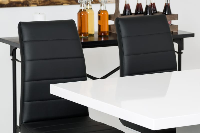 Ratliff Forlengningsbar Spisegruppe 180 cm m 4 Cibus Stoler - Hvit/Svart - Møbler - Bord - Spisegrupper