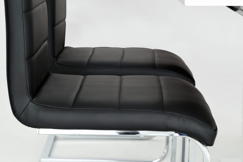 Ratliff Forlengningsbar Spisegruppe 180 cm m 4 Cibus Stoler - Hvit/Svart - Møbler - Bord - Spisegrupper