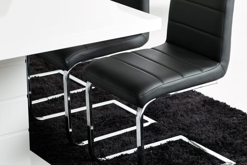 Ratliff Forlengningsbar Spisegruppe 180 cm m 4 Cibus Stoler - Hvit/Svart - Møbler - Bord - Spisegrupper