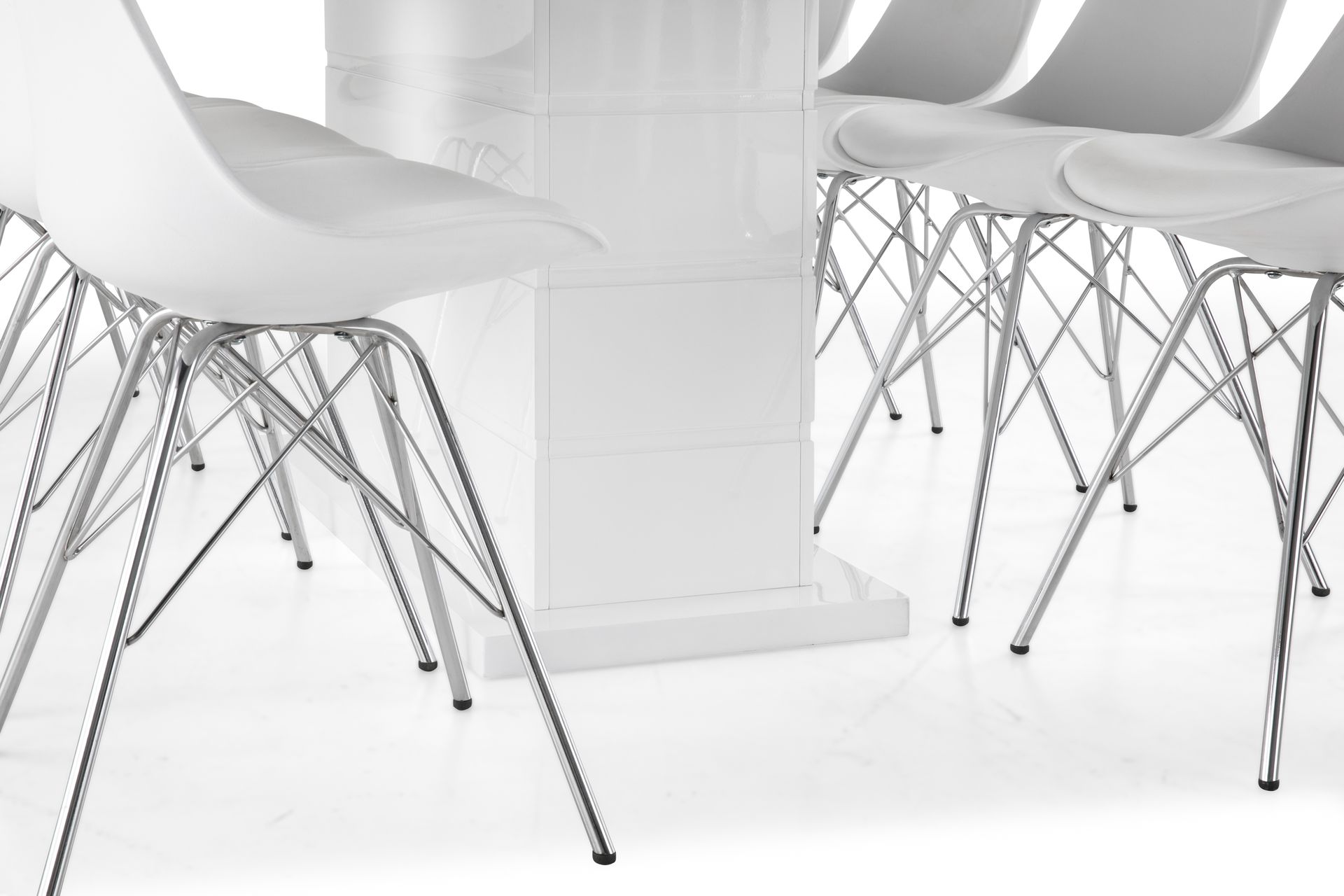 Ratliff Forlengningsbar Spisegruppe 200 cm med 8 Shell Stol - Hvit/Hvit PU/Krom - Møbler - Bord - Spisegrupper