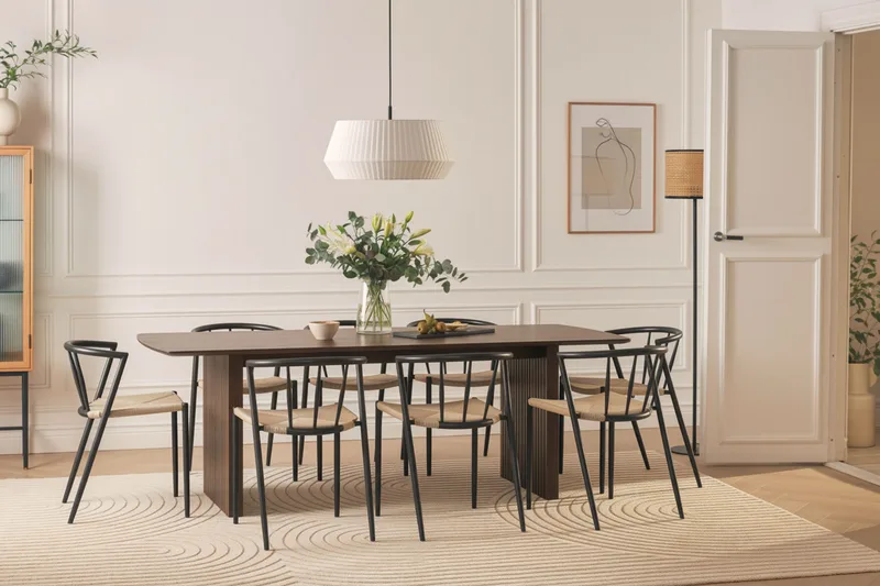 Richeto spisebord 240 cm med 8 Winston spisestoler - Røkt eik / Beige / Metallben svart - Møbler - Bord - Spisegrupper