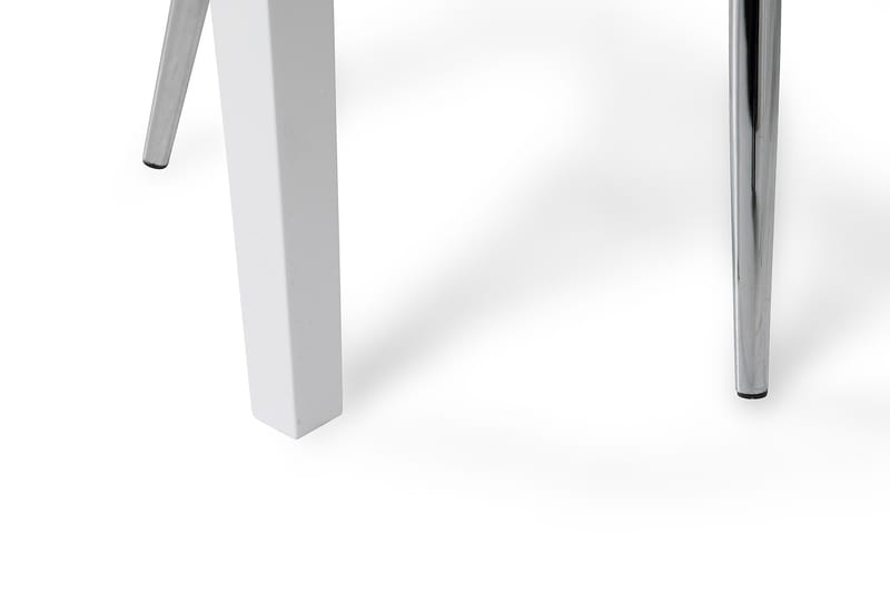 Romeo Spisegruppe 140 cm Betong med 4 Nibe Stoler - Hvit/Grå/Krom - Møbler - Bord - Spisegrupper