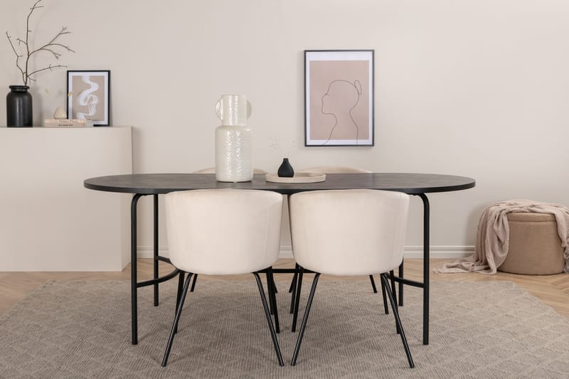 Skate ovalt spisebord med 4 Berit Spisestol - Spisegrupper