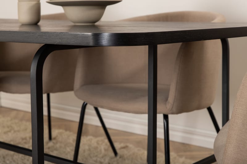 Uno Spisebord med 6 stk Berit Spisestol - Møbler - Bord - Spisegrupper