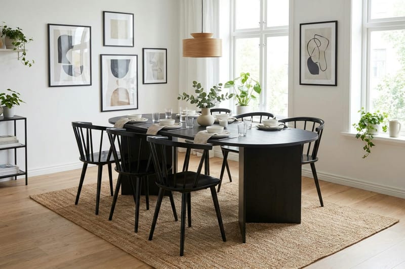 Vera spisegruppe rektangulær 180 cm svart med 6 Tyrö spisestoler - Svart - Møbler - Bord - Spisegrupper