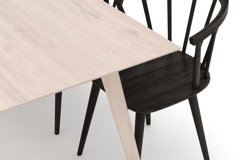 Tyrö Spisegruppe med 6 Tyrö Armstoler - Møbler - Bord - Spisegrupper