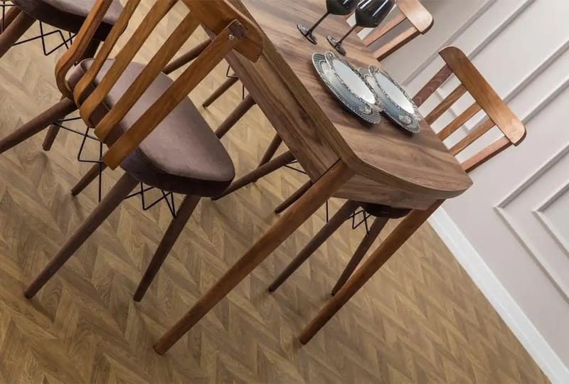 Uttrekkbart spisebord- og stolsett (7 deler) Homitis Fergana (130 x 76 x 80 cm) Brun - Møbler - Bord - Spisegrupper