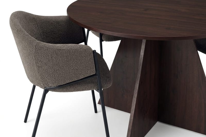 Vera spisegruppe, rund 110 cm, med 4 Filip spisestoler - Røkt eik - Møbler - Bord - Spisegrupper