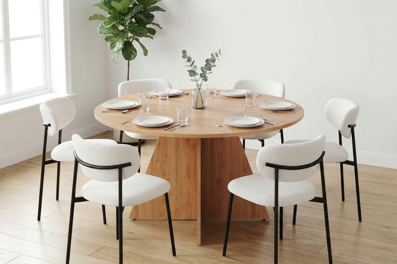 Vera spisegruppe rund 130 cm eik med 6 Lucy spisestoler - Eik - Møbler - Bord - Spisegrupper