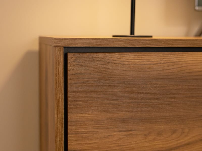 Lorvenn TV-benk 190 cm - Brun/Svart - Møbler - Mediamøbel & tv møbel - TV-benk & mediabenk