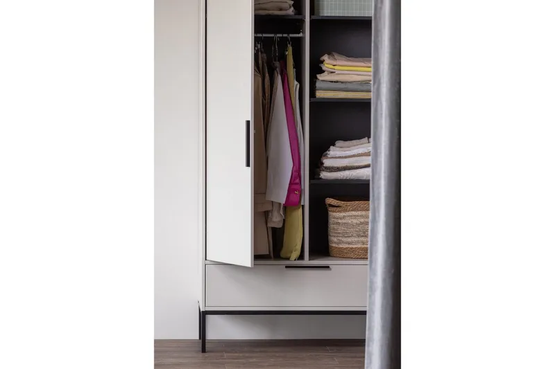 Skap Adam - Furu Støv - Oppbevaring - Klesoppbevaring - Garderober & garderobesystem - Garderobeskap & klesskap