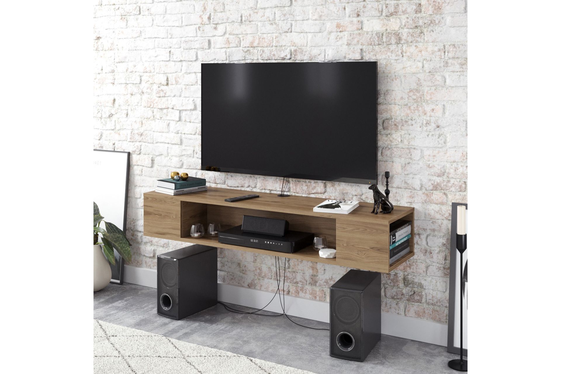Skuteryd TV-benk 135 cm - Brun - Møbler - Mediamøbel & tv møbel - TV-benk & mediabenk