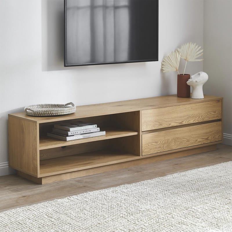 TV-bord HOME4YOU Sacha 180x40x43 cm Melamin med eikebark - melamin med eikebark - Møbler - Mediamøbel & tv møbel - TV-benk & mediabenk