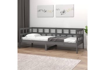 beBasic Dagseng grå heltre furu 80x200 cm - GrÃ¥ - Møbler - Senger - Sengeramme & sengestamme