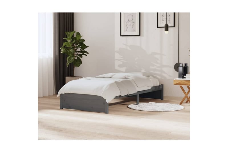 beBasic Sengeramme grå heltre 90x200 cm - GrÃ¥ - Møbler - Senger - Sengeramme & sengestamme