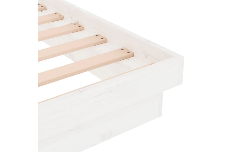 beBasic Sengeramme hvit heltre 120x190 cm 4FT Small Double - Hvit - Møbler - Senger - Sengeramme & sengestamme