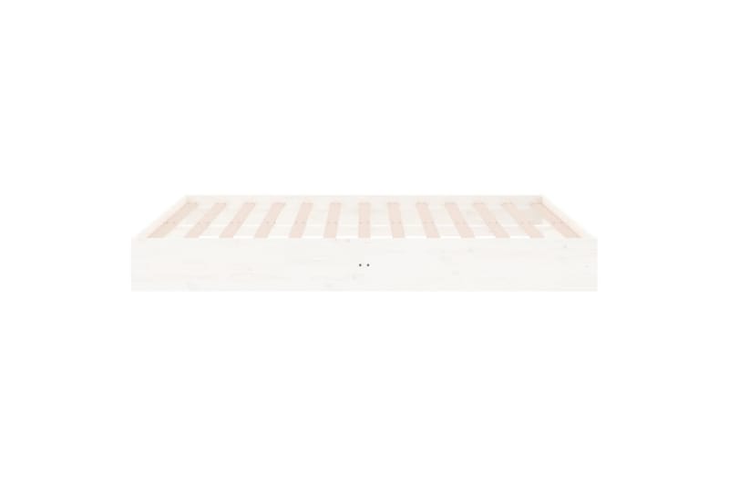 beBasic Sengeramme hvit heltre 200x200 cm - Hvit - Møbler - Senger - Sengeramme & sengestamme