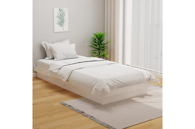 beBasic Sengeramme hvit heltre 90x200 cm - Hvit - Møbler - Senger - Sengeramme & sengestamme