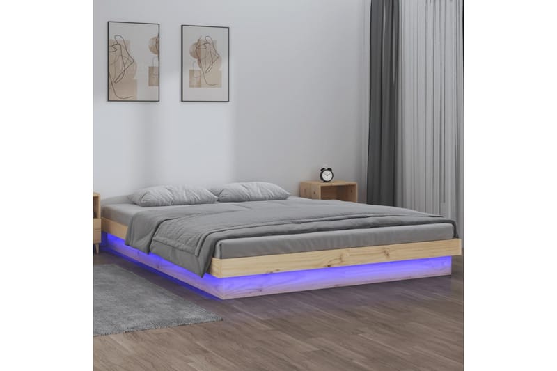 beBasic Sengeramme LED 135x190 cm 4FT6 Double heltre - Brun - Sengeramme & sengestamme