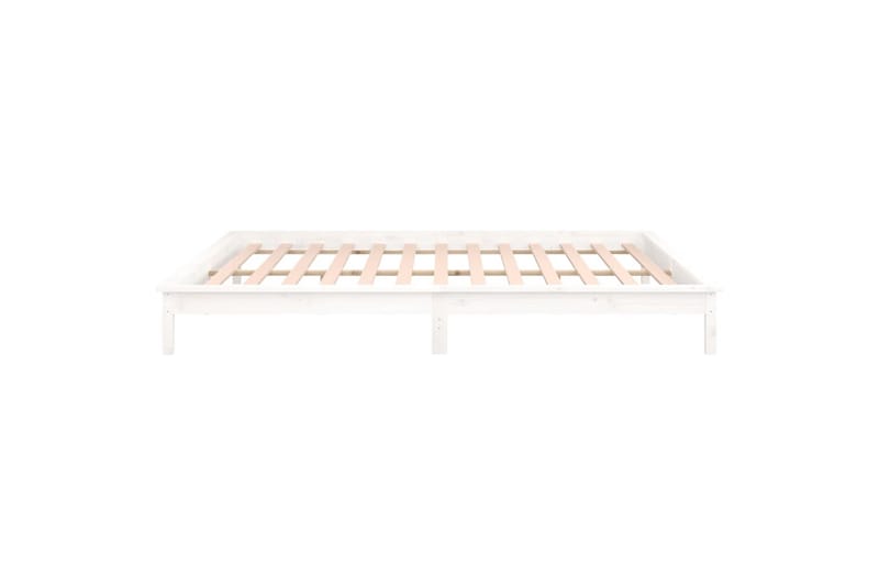 beBasic Sengeramme med LED hvit 135x190 cm 4FT6 Double heltre - Hvit - Møbler - Senger - Sengeramme & sengestamme