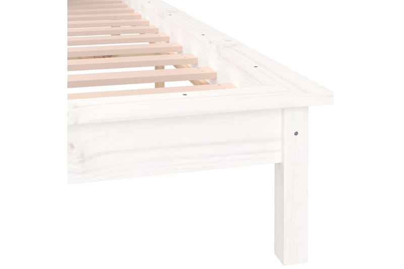 beBasic Sengeramme med LED hvit 135x190 cm 4FT6 Double heltre - Hvit - Møbler - Senger - Sengeramme & sengestamme