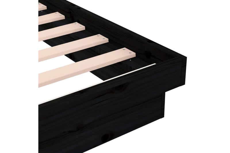 beBasic Sengeramme svart heltre 140x190 cm - Svart - Møbler - Senger - Sengeramme & sengestamme
